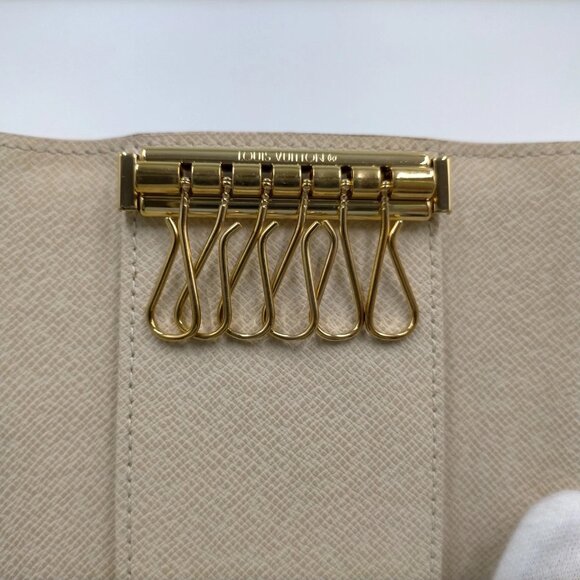 Authentic Louis Vuitton White Damier Azul Keycase mn258-113025 - Picture 7 of 9